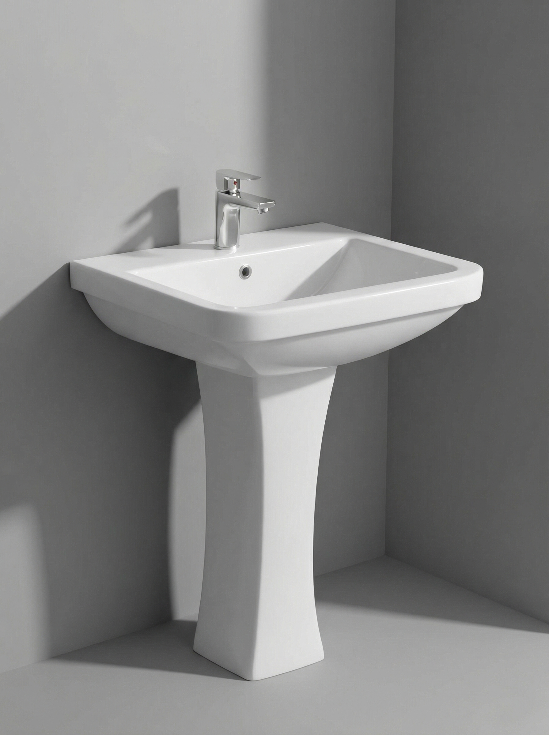 Albero wash basin with pedestal